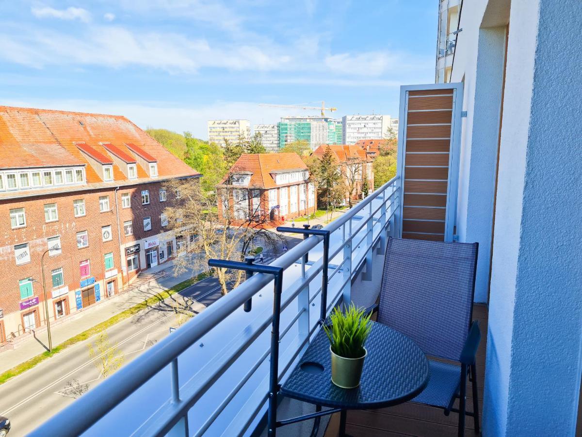 Visit Baltic - Platan Tower Victoria Apartment Świnoujście Exterior foto
